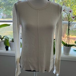 Abercrombie and Fitch top